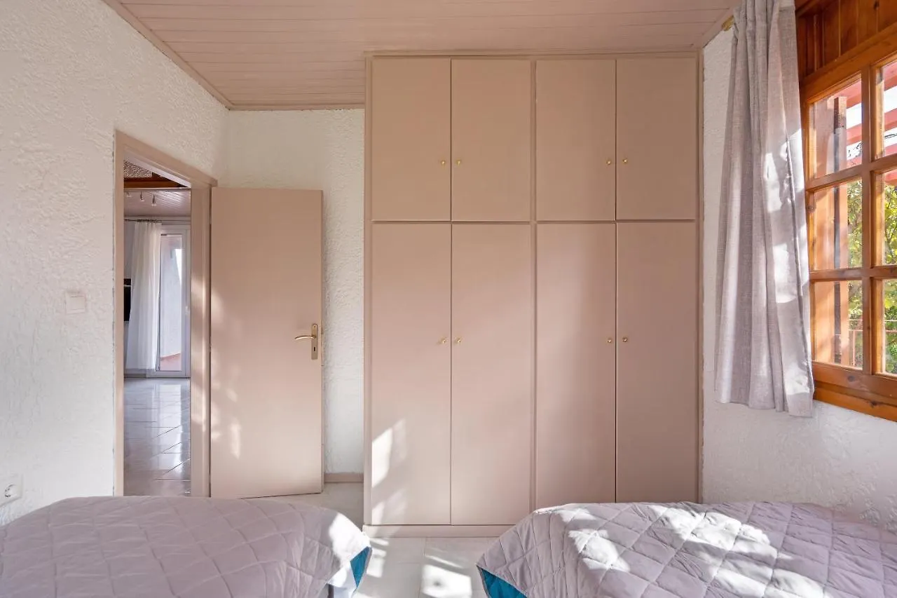 Vila Salty Pebble House Fiskardo 0*,